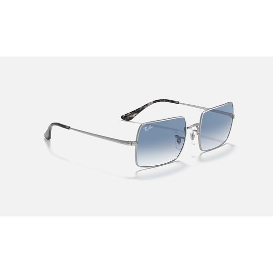 RECTANGLE 1969
Lenses: Light Blue Gradient  +  Frame: Silver