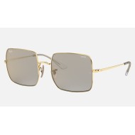 SQUARE 1971 MIRROR EVOLVE
Lenses: Dark Grey/Gold Photochromic Mirror  +  Frame: Shiny Gold