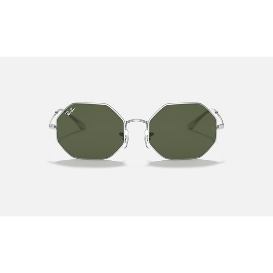 OCTAGON 1972
Lenses: Green Classic G-15  +  Frame: Silver