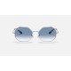 OCTAGON 1972
Lenses: Light Blue Gradient  +  Frame: Silver