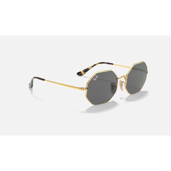 OCTAGON 1972
Lenses: Dark Grey Classic  +  Frame: Gold