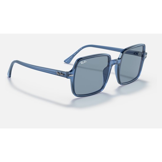 SQUARE II TRUE BLUE
Lenses: Blue Classic  +  Frame: Transparent Blue