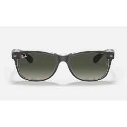 NEW WAYFARER COLOR MIX
Lenses: Grey Gradient  +  Frame: Gunmetal