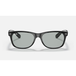 NEW WAYFARER WASHED LENSES
Lenses: Light Grey Classic  +  Frame: Shiny Black