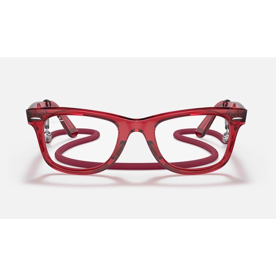 ORIGINAL WAYFARER COLORBLOCK TRANSITIONS®
Lenses: Clear/Blue Mirror  +  Frame: Transparent Red