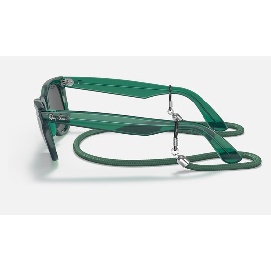 ORIGINAL WAYFARER COLORBLOCK
Lenses: Dark Grey Classic  +  Frame: Transparent Green