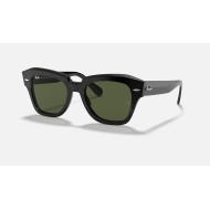 State Street
Lenses: Green Classic  +  Frame: Black