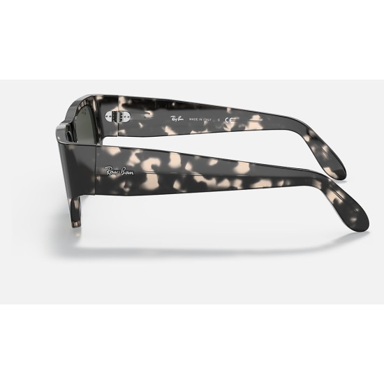 NOMAD FLECK
Lenses: Grey Gradient  +  Frame: Grey Havana