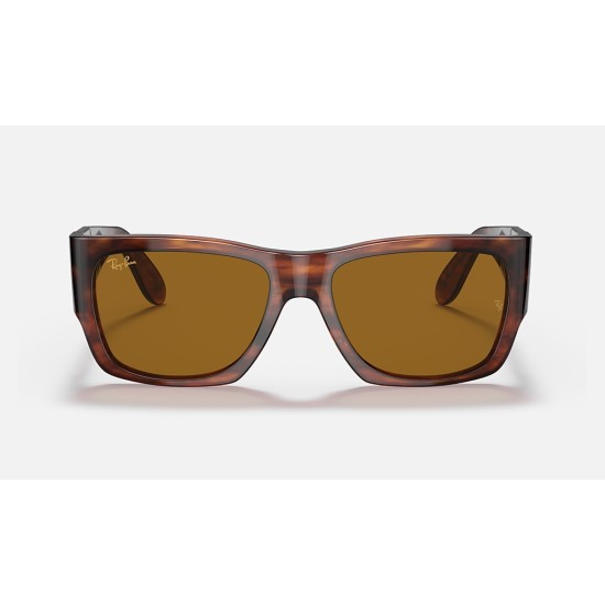 NOMAD LEGEND GOLD
Lenses: Brown Classic B-15  +  Frame: Striped Havana