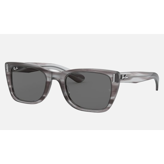 CARIBBEAN
Lenses: Dark Grey Classic  +  Frame: Striped Grey