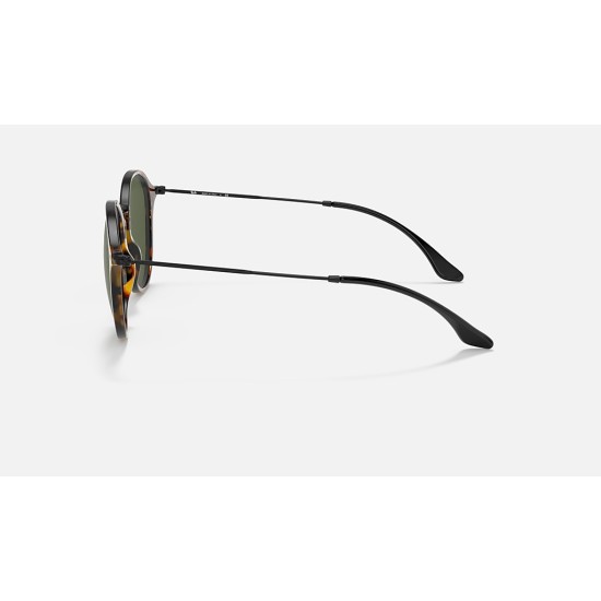 ROUND FLECK
Lenses: Green Classic G-15  +  Frame: Spotted Black Havana