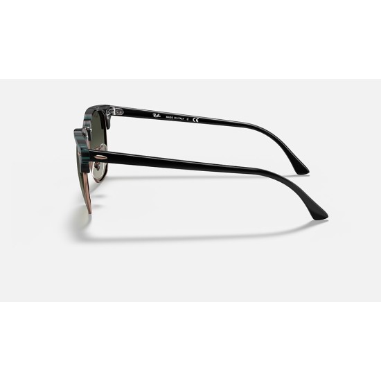 CLUBMASTER FLECK
Lenses: Grey Gradient  +  Frame: Spotted Grey/Green