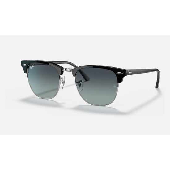 CLUBMASTER
Lenses: Grey/Blue Gradient  +  Frame: Black