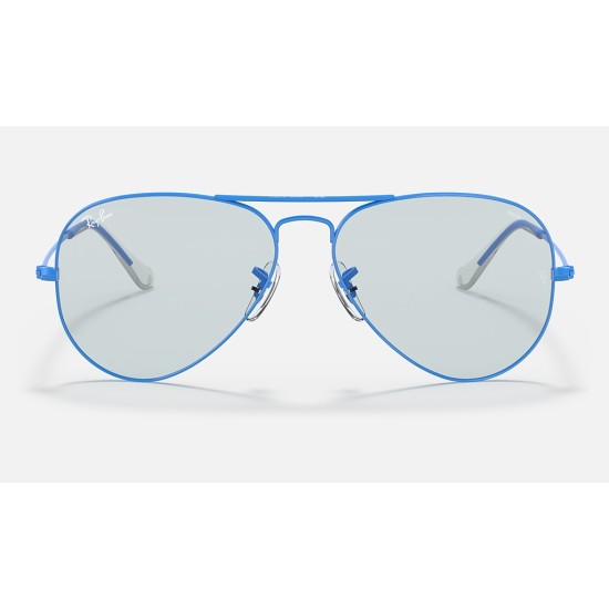 AVIATOR SOLID EVOLVE
Lenses: Light Blue/Dark Violet Classic  +  Frame: Light Blue