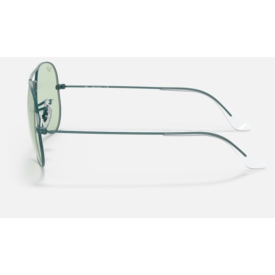 AVIATOR SOLID EVOLVE
Lenses: Green/Blue Photochromic Classic  +  Frame: Shiny Dark Green