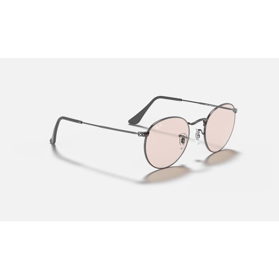 ROUND SOLID EVOLVE
Lenses: Pink Photochromic Classic  +  Frame: Gunmetal