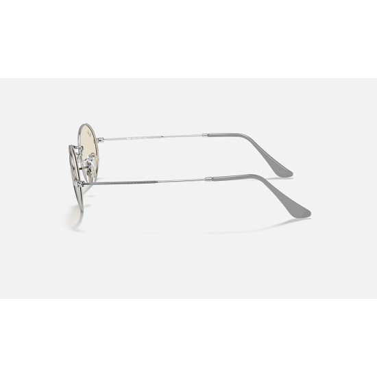 OVAL SOLID EVOLVE
Lenses: Light Brown Photochromic Classic  +  Frame: Silver