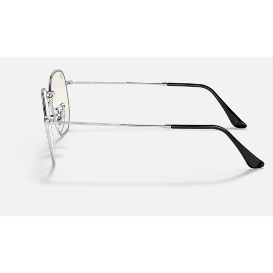 HEXAGONAL BLUE-LIGHT CLEAR EVOLVE
Lenses: Grey Clear Photocromic with Blue-Light Filter  +  Frame: Silver