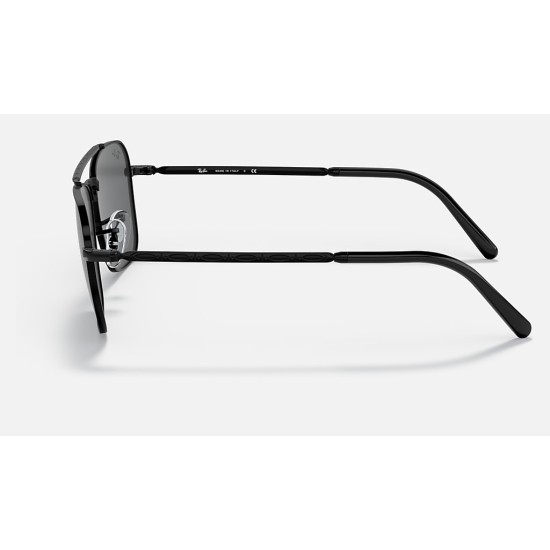 NEW CARAVANLenses: Grey Classic  +  Frame: Black