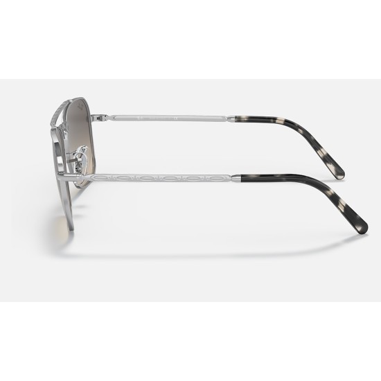 NEW CARAVANLenses: Grey Gradient  +  Frame: Silver