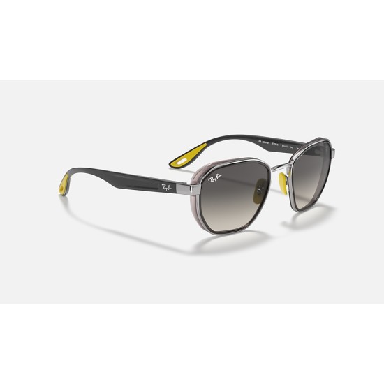 RB3674M SCUDERIA FERRARI COLLECTIONLenses: Grey Gradient  +  Frame: Gunmetal