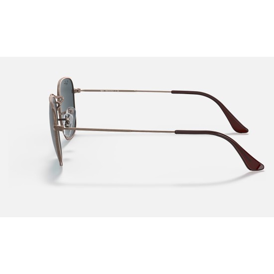 FRANK ANTIQUED
Lenses: Blue Classic  +  Frame: Bronze-Copper