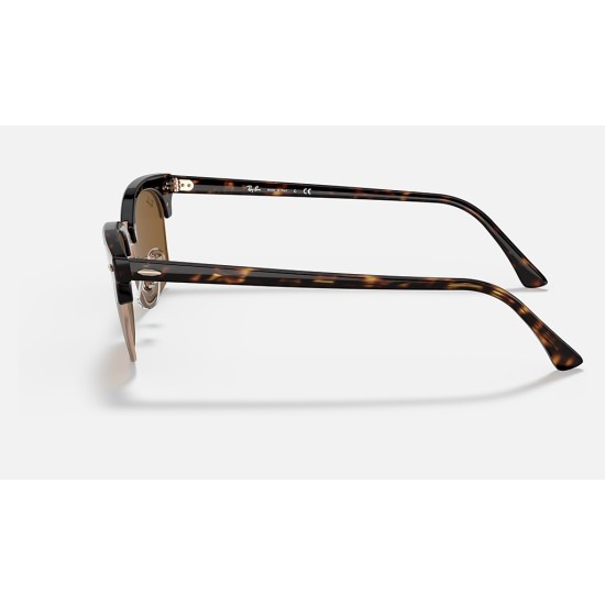 CLUBMASTER SQUARE
Lenses: Brown Classic B-15  +  Frame: Tortoise