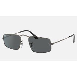 Julie
Lenses: Dark Grey Classic  +  Frame: Gunmetal