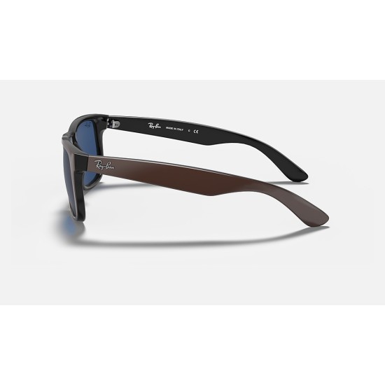 JUSTIN COLOR MIX
Lenses: Dark Blue Classic  +  Frame: Brown