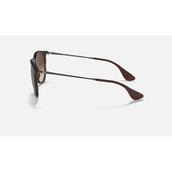 ERIKA CLASSIC
Lenses: Brown Gradient  +  Frame: Tortoise