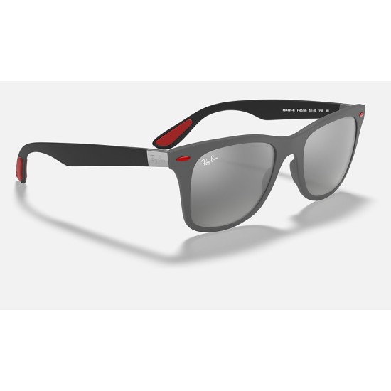 RB4195M SCUDERIA FERRARI COLLECTION
Lenses: Grey Mirror  +  Frame: Grey
