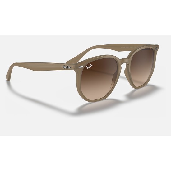 RB4306
Lenses: Brown Gradient  +  Frame: Beige (Beige)