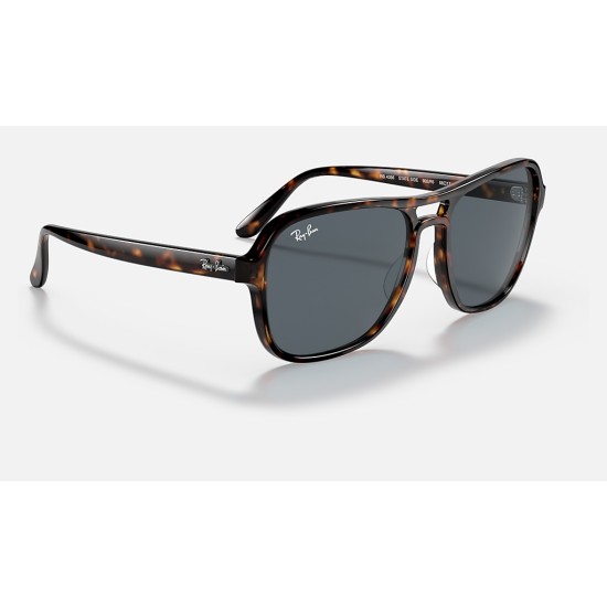 State Side
Lenses: Blue/Grey Classic  +  Frame: Havana