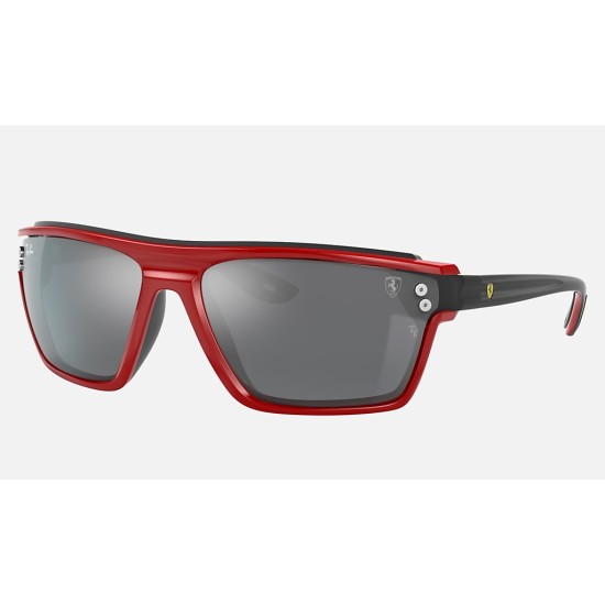 RB4370M SCUDERIA FERRARI COLLECTION
Lenses: Grey Mirror  +  Frame: Red