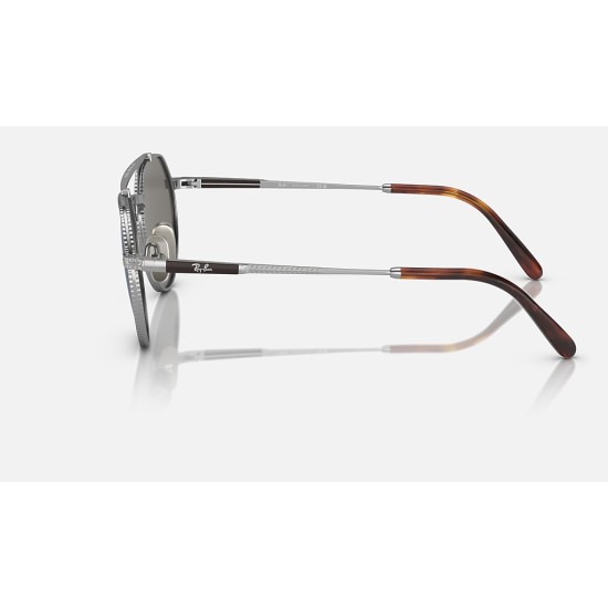 JACK II TITANIUM
Lenses: Grey Blue Mirror  +  Frame: Silver