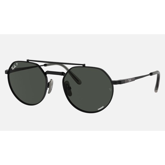 JACK II TITANIUM
Lenses: Polarized Dark Grey Chromance Classic  +  Frame: Black