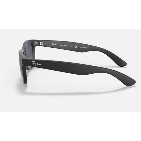 NEW WAYFARER CLASSIC
Lenses: Polarized Blue/Grey Gradient  +  Frame: Black
