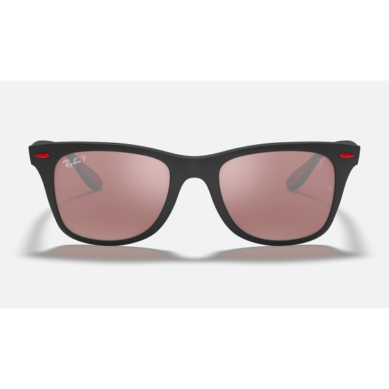 RB4195M SCUDERIA FERRARI COLLECTION
Lenses: Polarized d Silver Chromance Mirror  +  Frame: Black