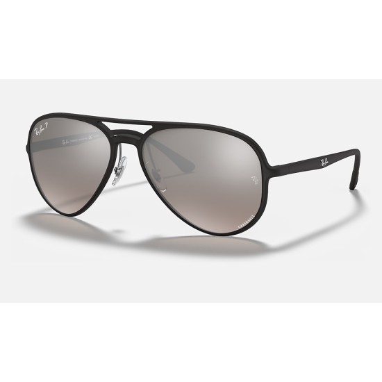 RB4320CH CHROMANCE
Lenses: Polarized Silver Chromance Gradient - Mirror  +  Frame: Black