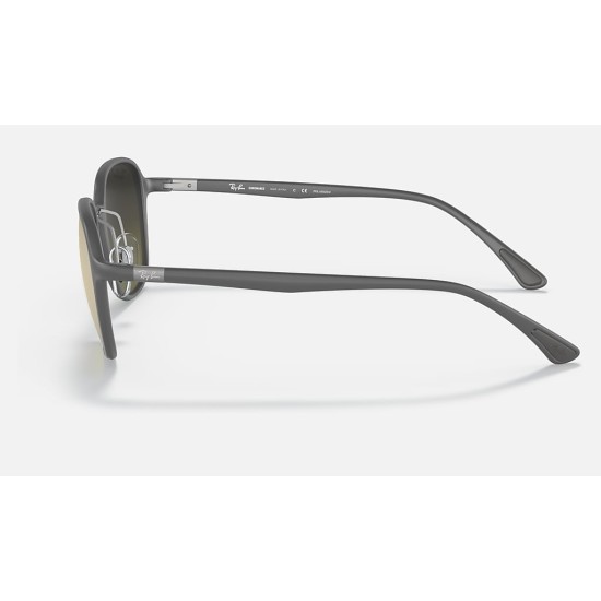 RB4341CH CHROMANCE
Lenses: Polarized Green Chromance Mirror  +  Frame: Grey