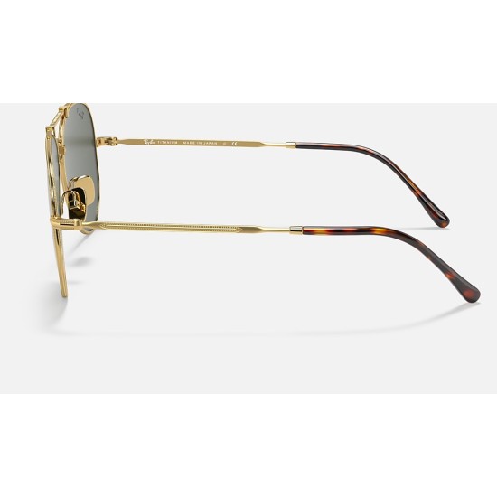 AVIATOR TITANIUM
Lenses: Polarized Green Classic G-15  +  Frame: Gold