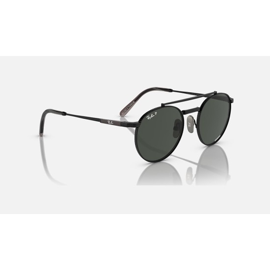 ROUND II TITANIUM
Lenses: Polarized Dark Grey Chromance Classic  +  Frame: Black