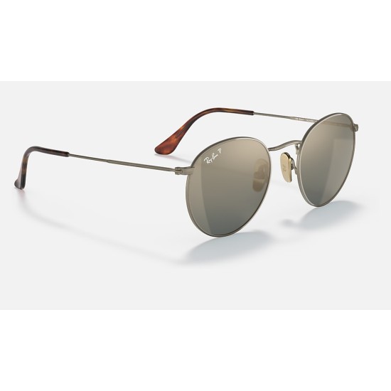 ROUND TITANIUM
Lenses: Polarized Blue Mirror  +  Frame: Gold