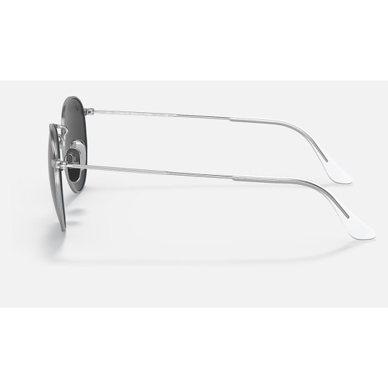 ROUND TITANIUM
Lenses: Polarized Polarized Black Classic  +  Frame: Silver